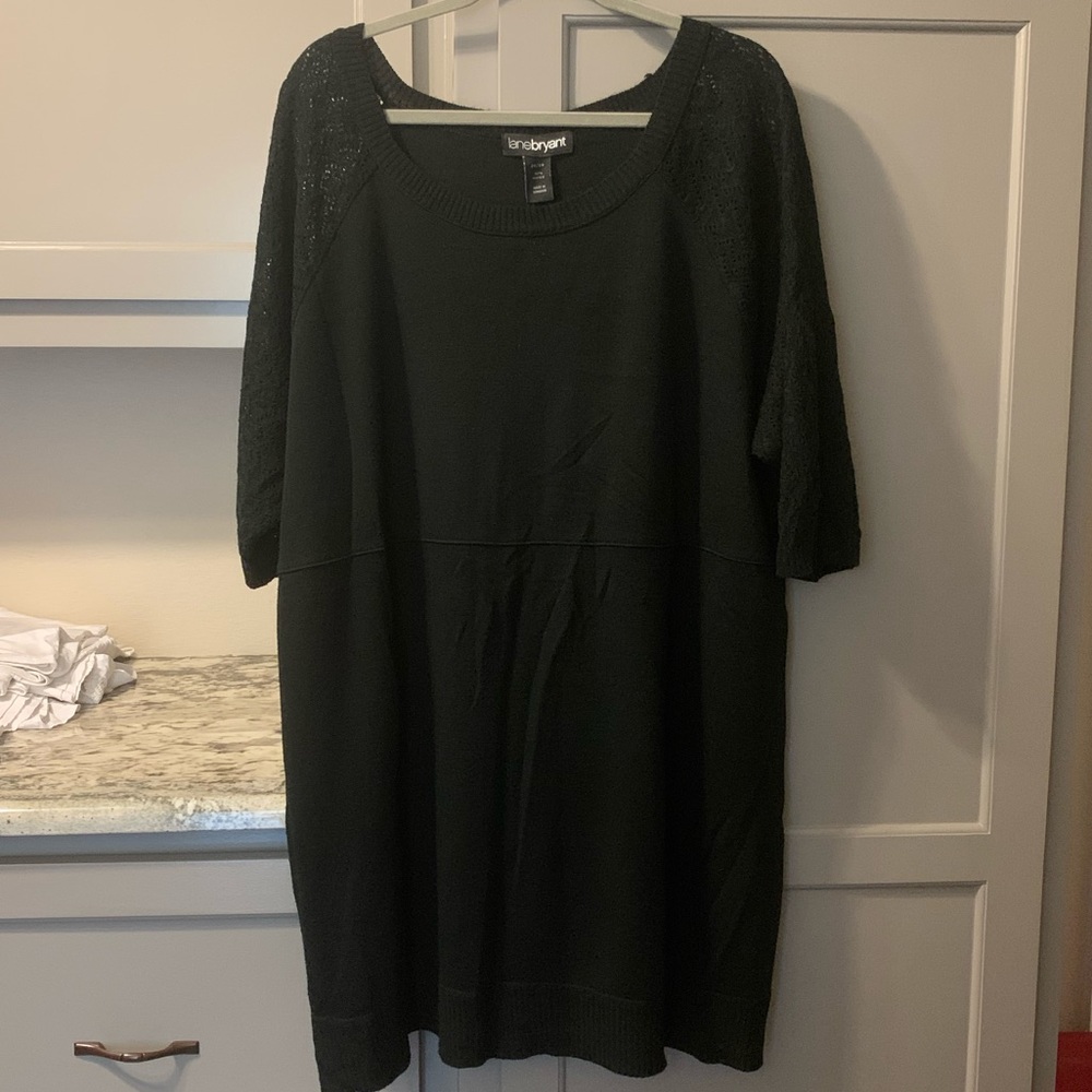 Sweater with crochet type sleeves